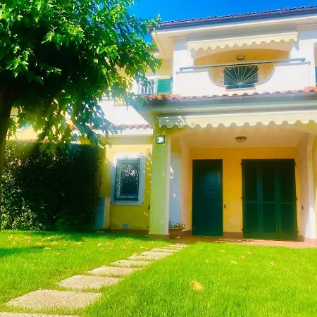 Апартаменты Villaggio I Giardini Del Conero